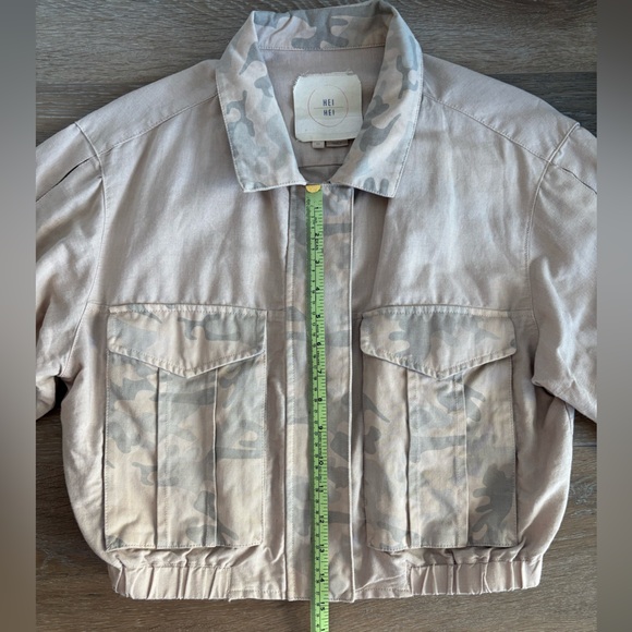 Cropped Camo Linen Cargo Jacket - Picture 8 of 10